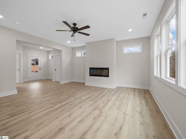 350 W River Grove Circle, Roebuck, SC 29376