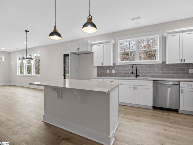 350 W River Grove Circle, Roebuck, SC 29376