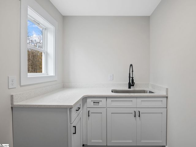 350 W River Grove Circle, Roebuck, SC 29376