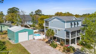 333 NE 48th Street, Oak Island, NC 28465