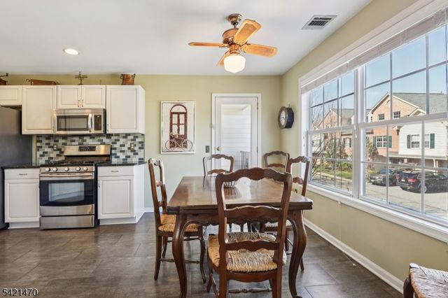 23 Davenport Pl, Morris Twp., NJ 07960