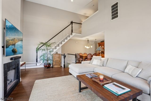 23 Davenport Pl, Morris Twp., NJ 07960