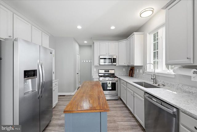 35298 BALMORAL DR, Locust Grove, VA 22508