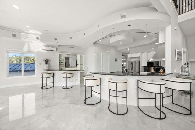 42 MIDWAY ISLAND, Clearwater Beach, FL 33767