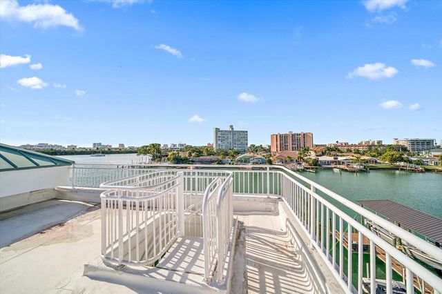 42 MIDWAY ISLAND, Clearwater Beach, FL 33767