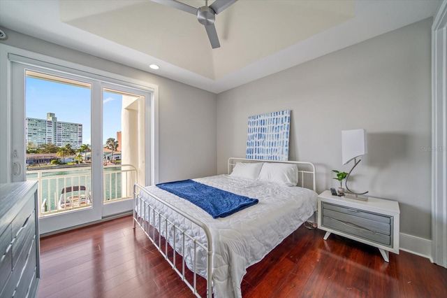 42 MIDWAY ISLAND, Clearwater Beach, FL 33767