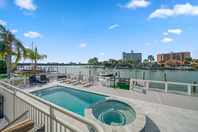 42 MIDWAY ISLAND, Clearwater Beach, FL 33767