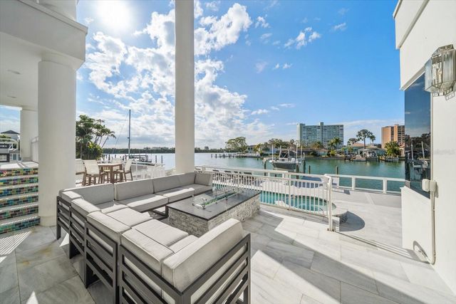 42 MIDWAY ISLAND, Clearwater Beach, FL 33767