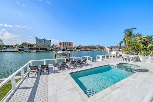 42 MIDWAY ISLAND, Clearwater Beach, FL 33767