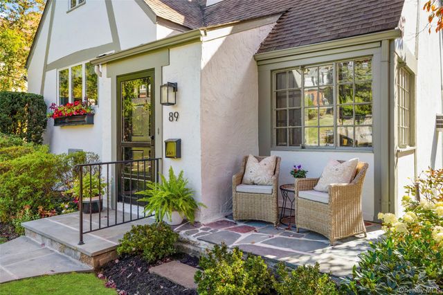 89 Edgewood Avenue, Larchmont, NY 10538