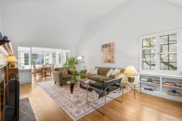 89 Edgewood Avenue, Larchmont, NY 10538