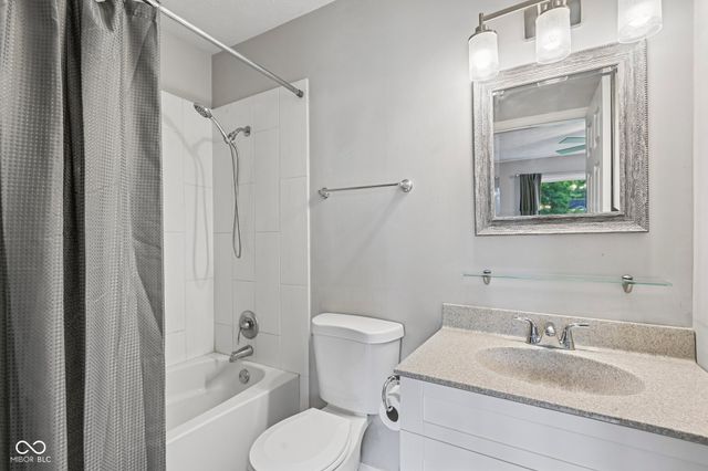 12352 Cobblestone South Drive, Indianapolis, IN 46236