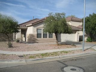 3232 W Cavedale Drive, Phoenix, AZ 85083