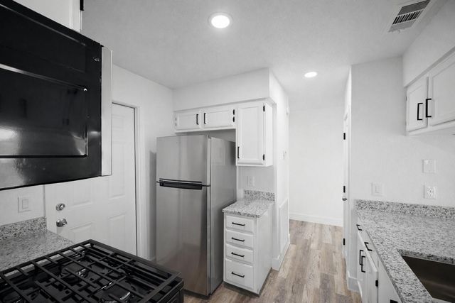 6738 Prairie Village Drive, Katy, TX 77449