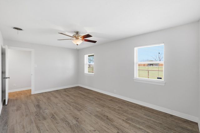 6996 Ganzer Road E, Denton, TX 76207