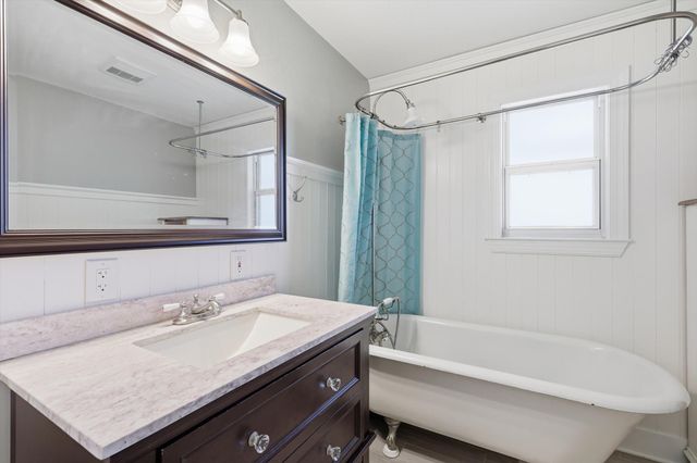 6996 Ganzer Road E, Denton, TX 76207