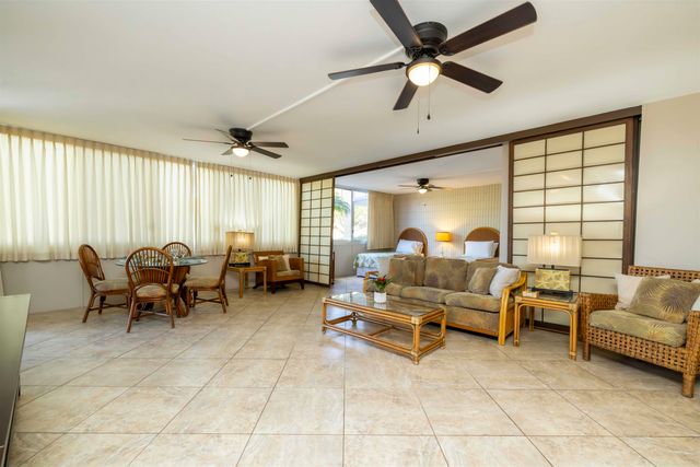 2619 S Kihei Rd Apt B205, Kihei, HI 96753