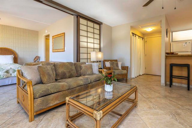 2619 S Kihei Rd Apt B205, Kihei, HI 96753