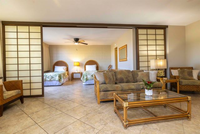 2619 S Kihei Rd Apt B205, Kihei, HI 96753