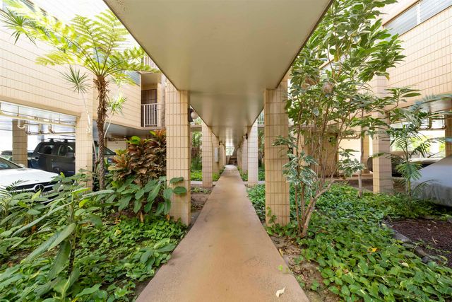 2619 S Kihei Rd Apt B205, Kihei, HI 96753