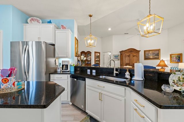 3575 Loblolly Square, Vero Beach, FL 32966