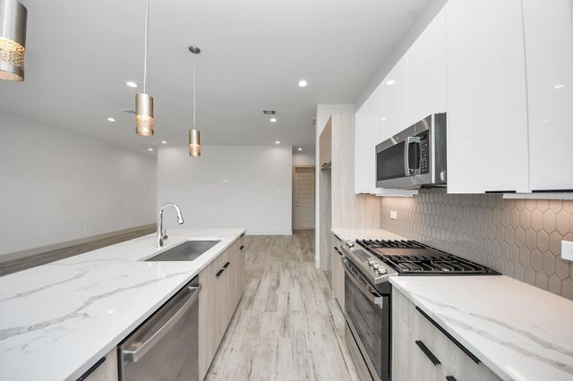 12806 Cozumel Lane, Houston, TX 77045