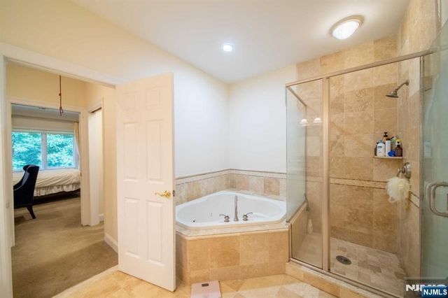 32 Candlewood Drive, Old Tappan, NJ 07675