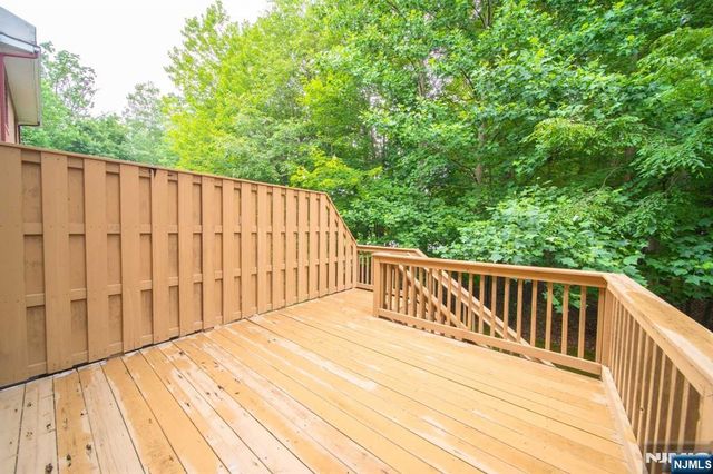 32 Candlewood Drive, Old Tappan, NJ 07675