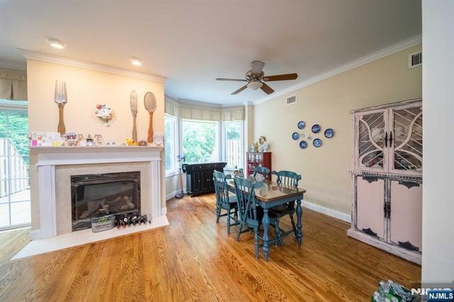 32 Candlewood Drive, Old Tappan, NJ 07675