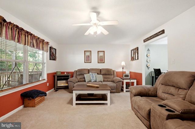 116 BAER OAK DR, Maurertown, VA 22644