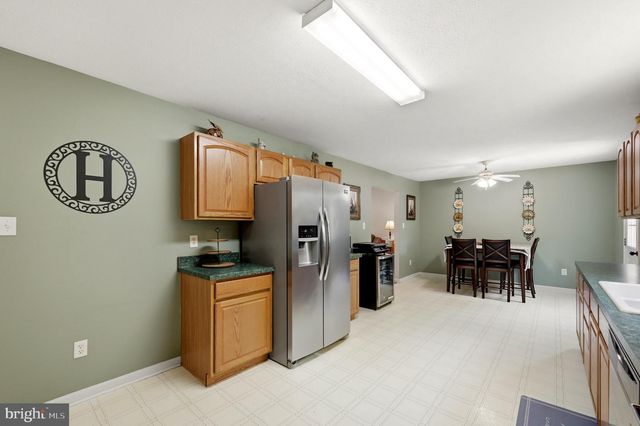116 BAER OAK DR, Maurertown, VA 22644