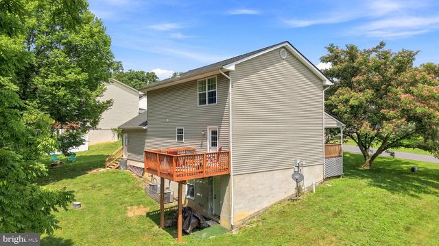116 BAER OAK DR, Maurertown, VA 22644