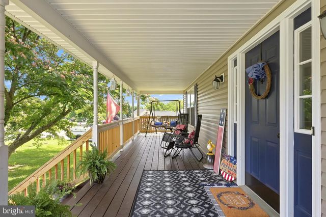 116 BAER OAK DR, Maurertown, VA 22644