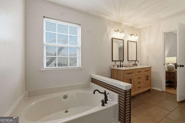 1320 Paddocks Way, Powder Springs, GA 30127