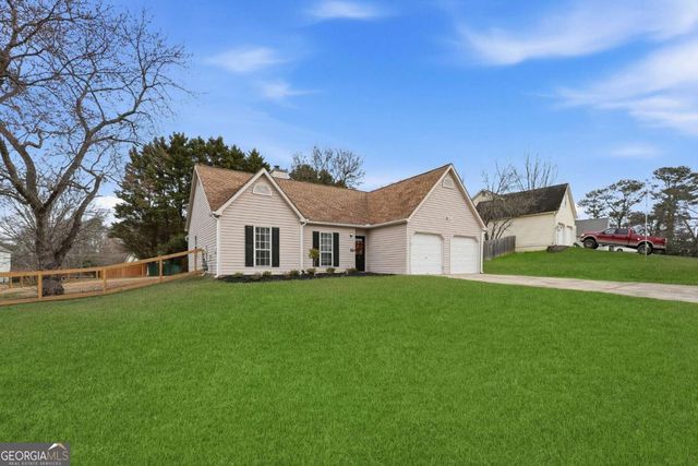 1320 Paddocks Way, Powder Springs, GA 30127