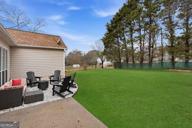 1320 Paddocks Way, Powder Springs, GA 30127