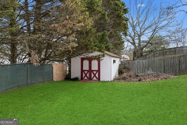 1320 Paddocks Way, Powder Springs, GA 30127