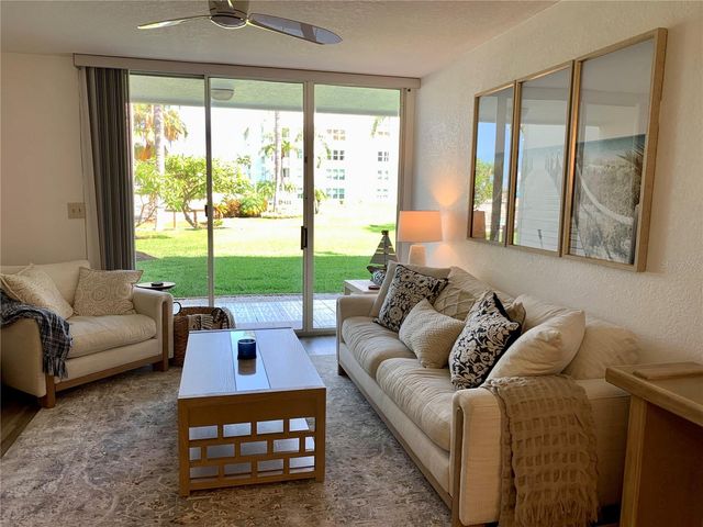 6061 BAHIA DEL MAR CIRCLE 146, St Petersburg, FL 33715