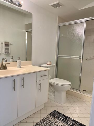 6061 BAHIA DEL MAR CIRCLE 146, St Petersburg, FL 33715