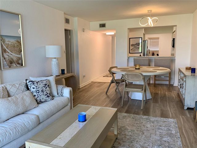 6061 BAHIA DEL MAR CIRCLE 146, St Petersburg, FL 33715