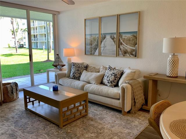 6061 BAHIA DEL MAR CIRCLE 146, St Petersburg, FL 33715