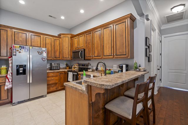 1809 Jackson Square Drive, Hixson, TN 37343