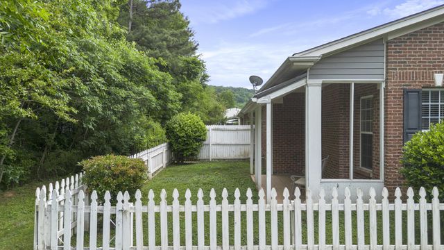 1809 Jackson Square Drive, Hixson, TN 37343