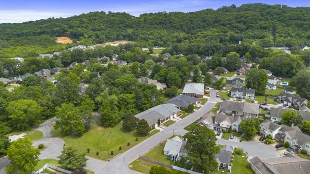 1809 Jackson Square Drive, Hixson, TN 37343