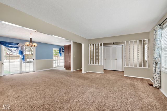 508 N Parkwood Drive, Muncie, IN 47304