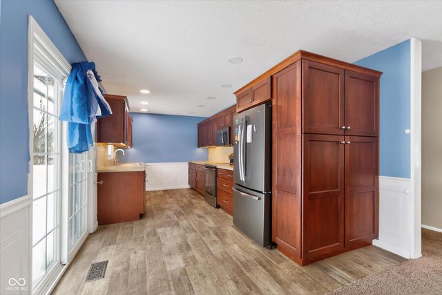 508 N Parkwood Drive, Muncie, IN 47304