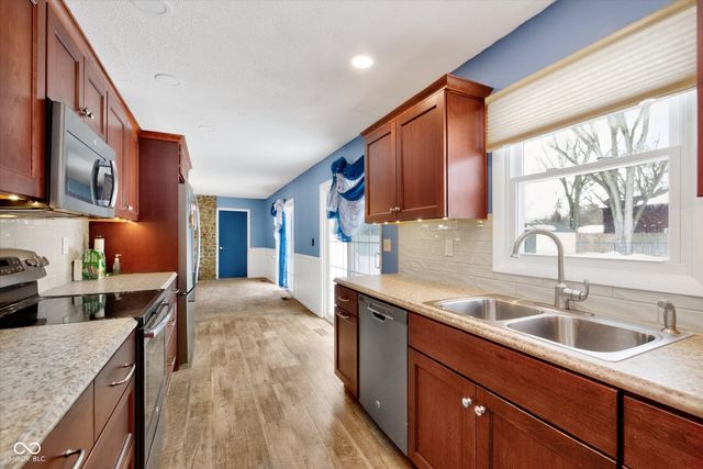 508 N Parkwood Drive, Muncie, IN 47304