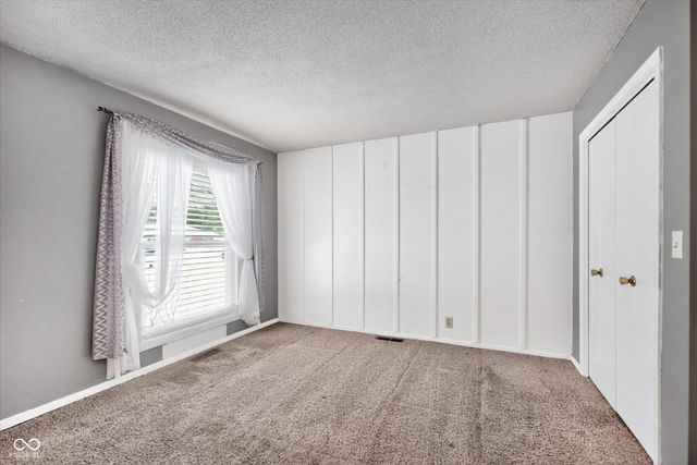 508 N Parkwood Drive, Muncie, IN 47304