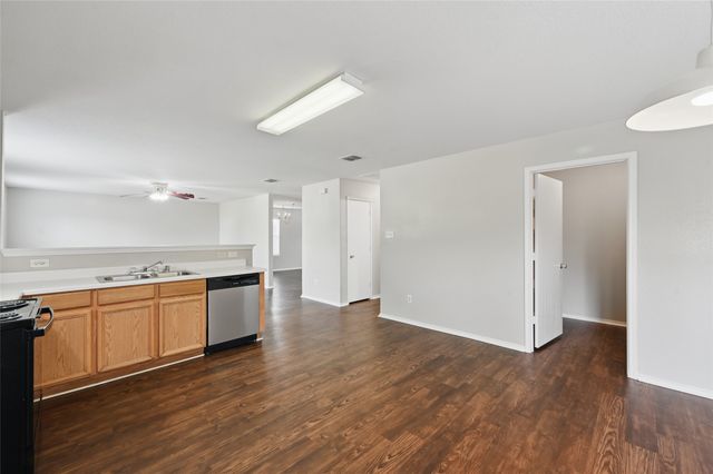 4909 Wildcreek Way, Fort Worth, TX 76179