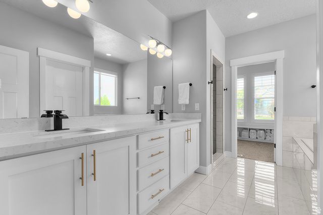 2238 S WESTERN DR, Saratoga Springs, UT 84045